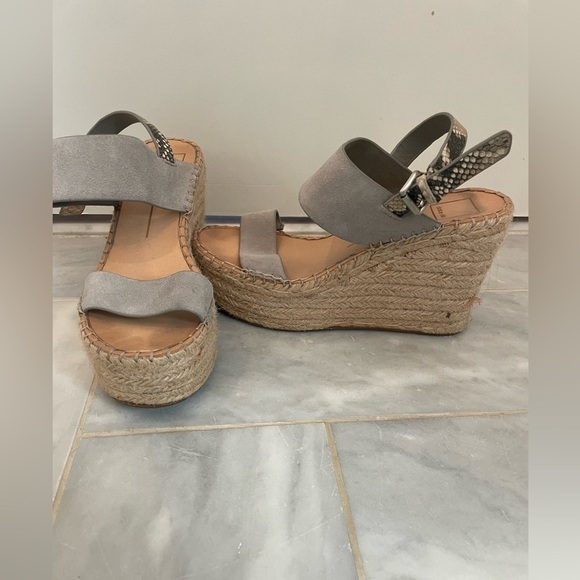Dolce Vita Platform Wedges - Picture 1 of 4